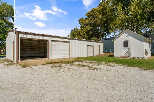 2711 Tin Top Road, Weatherford, TX 76087