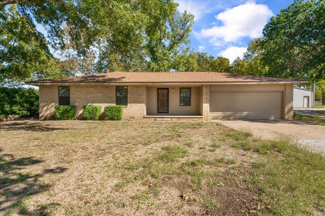2711 Tin Top Road, Weatherford, TX 76087