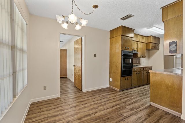 2711 Tin Top Road, Weatherford, TX 76087