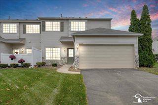 26761 Kirkway Circle, Woodhaven, MI 48183