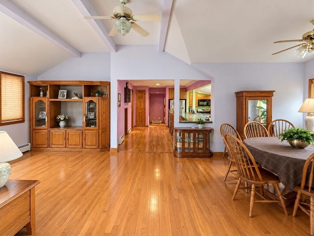 25 Whisper Ln, Fairhaven, MA 02719