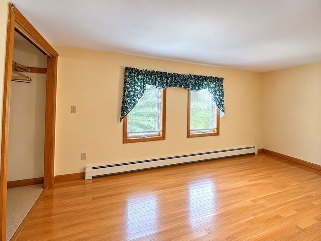 25 Whisper Ln, Fairhaven, MA 02719