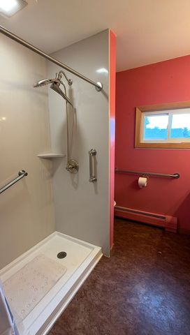 25 Whisper Ln, Fairhaven, MA 02719