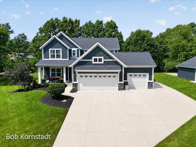 8059 Buttrick Ridge Trail, Alto, MI 49302