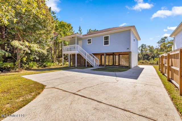 408 Mcclung Street, Pass Christian, MS 39571