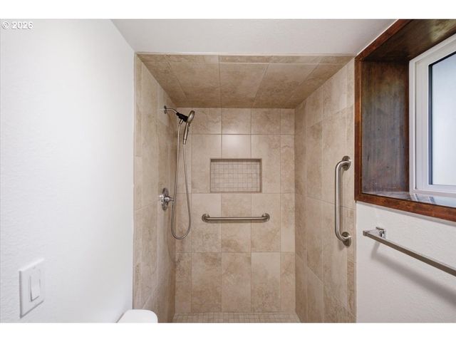 3850 Nw ELMWOOD Dr, Corvallis, OR 97330