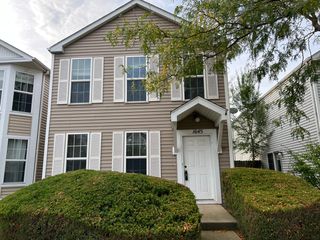 1645 Victoria Park Circle 1645, Aurora, IL 60504