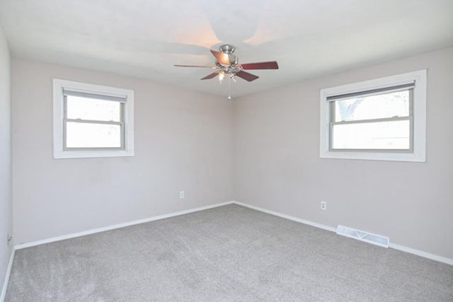 1024 EDGEWOOD DRIVE, Green Bay, WI 54311