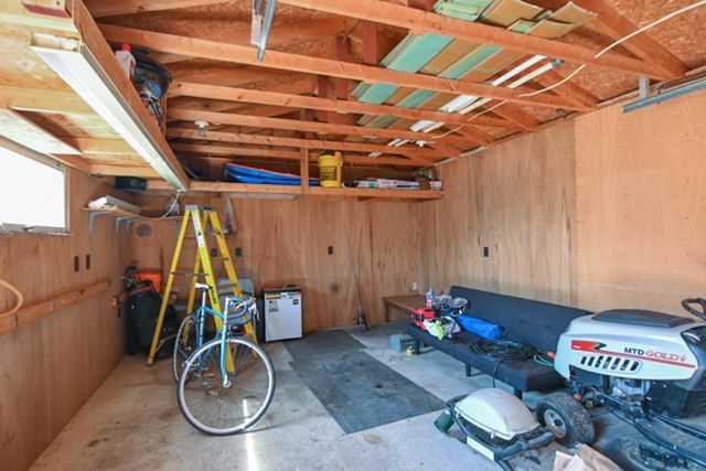 1024 EDGEWOOD DRIVE, Green Bay, WI 54311