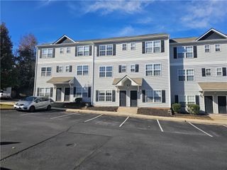 128 University Village Drive C, Central, SC 29630