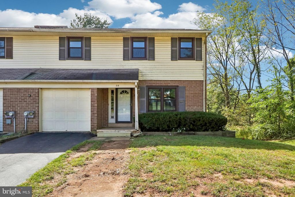 318 LAUREL DR, Collegeville, PA 19426 — exterior