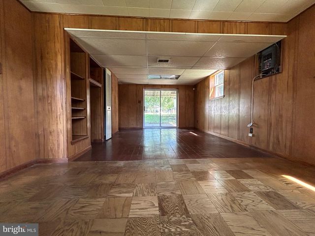 9512 SMALL DR, Clinton, MD 20735
