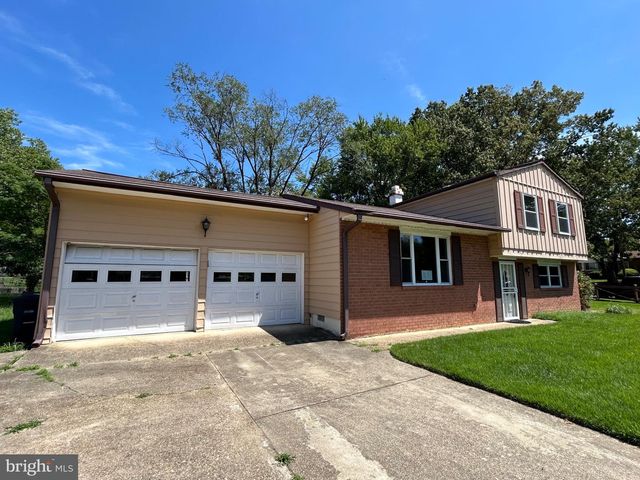 9512 SMALL DR, Clinton, MD 20735