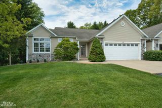 108 Stony Ridge Court, Hillsdale, MI 49242