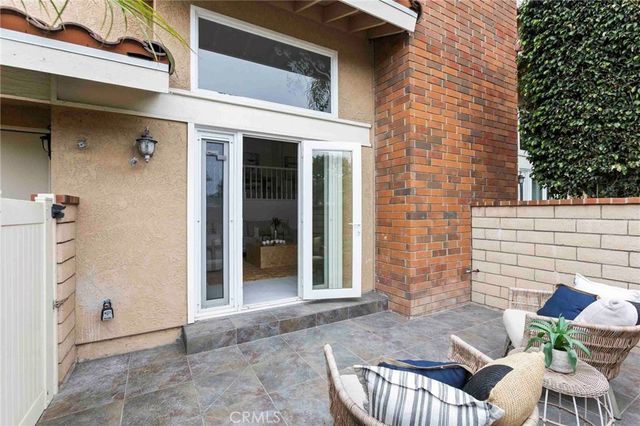 21072 Poolside, Huntington Beach, CA 92648