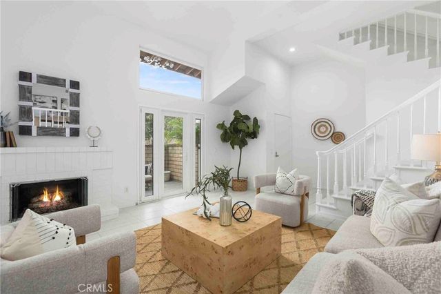 21072 Poolside, Huntington Beach, CA 92648