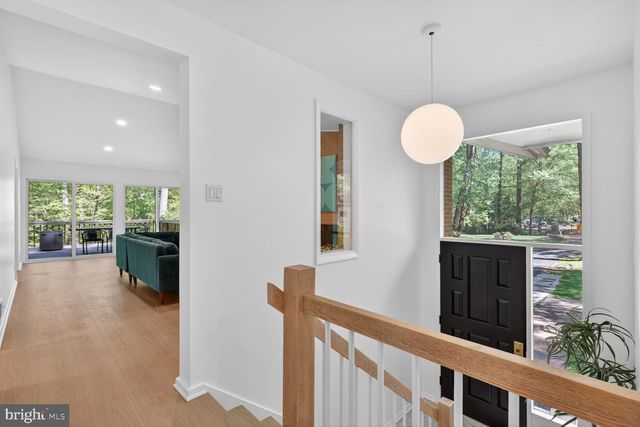 12128 BASSET LN, Reston, VA 20191