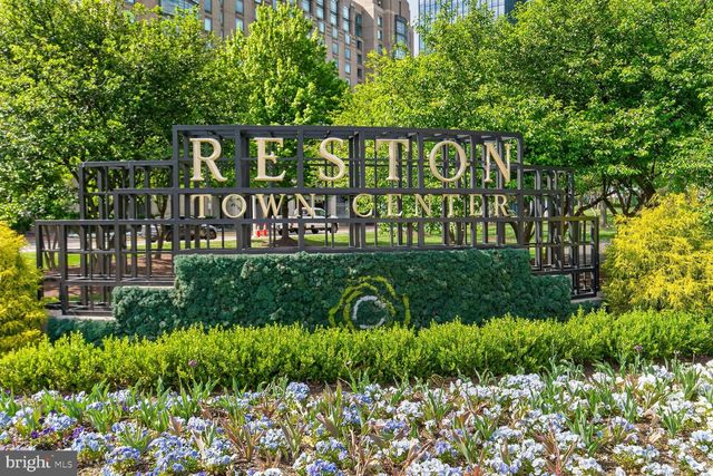 12128 BASSET LN, Reston, VA 20191