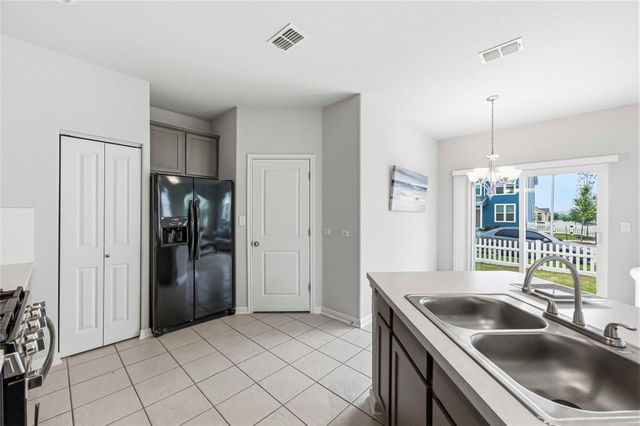 450 Ferrule DR, Kyle, TX 78640