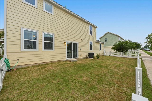 450 Ferrule DR, Kyle, TX 78640