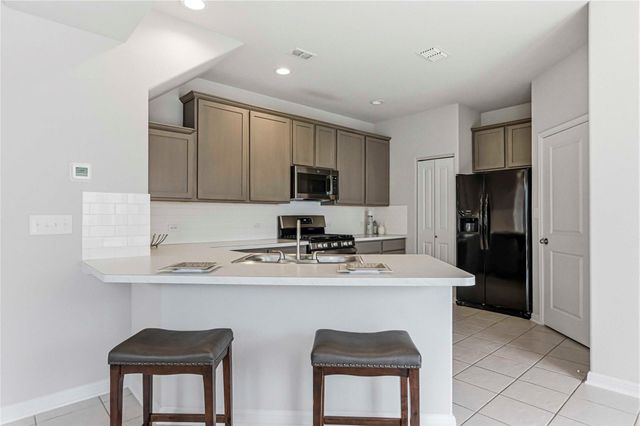 450 Ferrule DR, Kyle, TX 78640