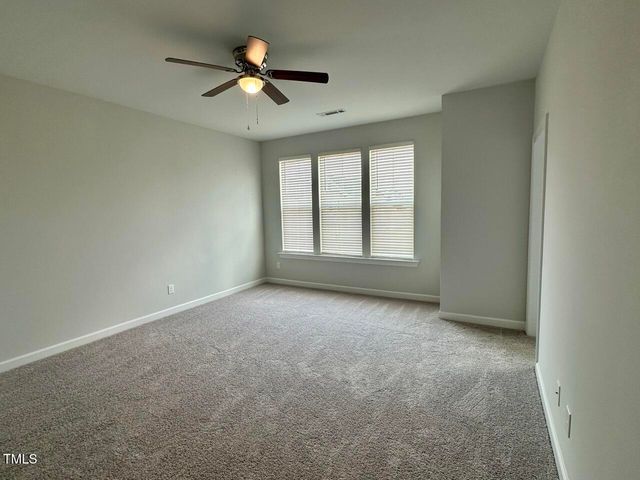 27 Pansy Park, Clayton, NC 27520