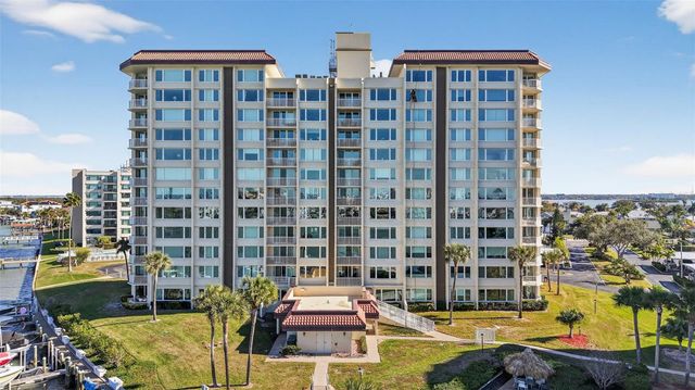 736 ISLAND WAY 404, Clearwater Beach, FL 33767