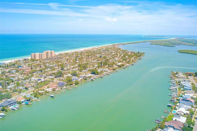 736 ISLAND WAY 404, Clearwater Beach, FL 33767