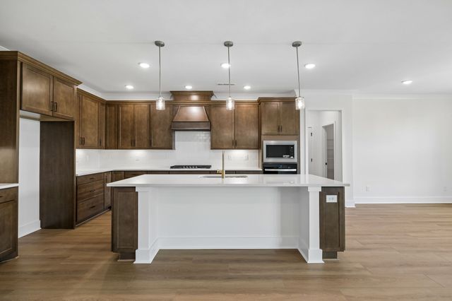 217 Ash Dale Dr, Mount Juliet, TN 37122
