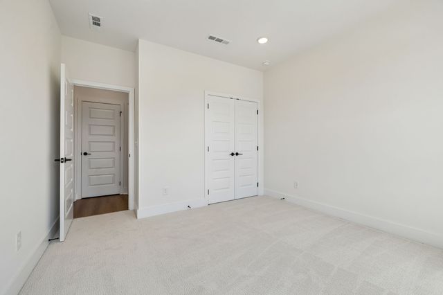 217 Ash Dale Dr, Mount Juliet, TN 37122