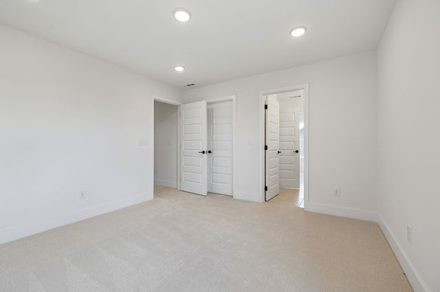 217 Ash Dale Dr, Mount Juliet, TN 37122
