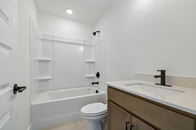 217 Ash Dale Dr, Mount Juliet, TN 37122