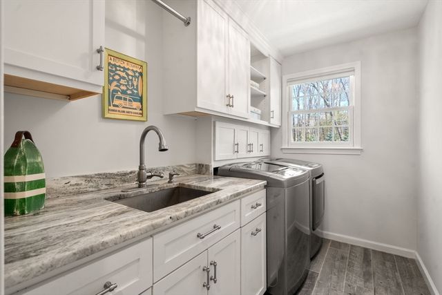 17 Kendall Dr, Westborough, MA 01581