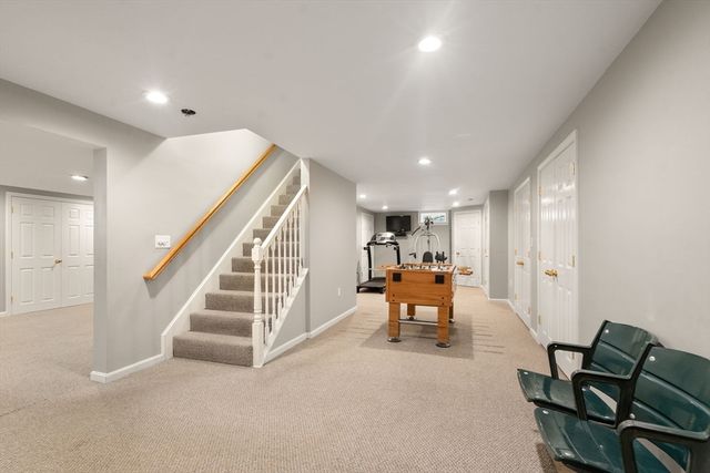 17 Kendall Dr, Westborough, MA 01581