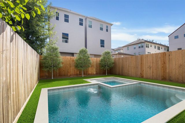 4229 Gibson Street, Houston, TX 77007