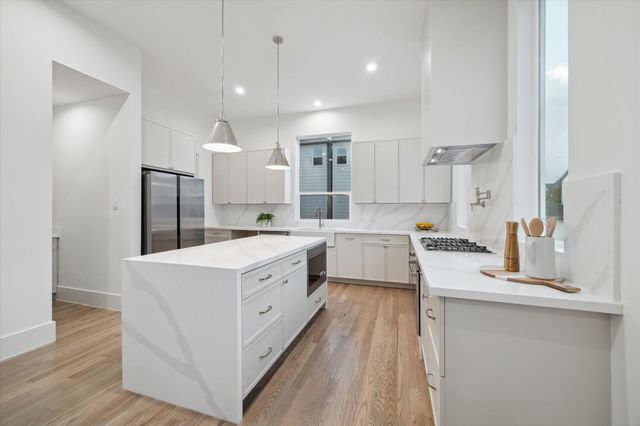 4229 Gibson Street, Houston, TX 77007