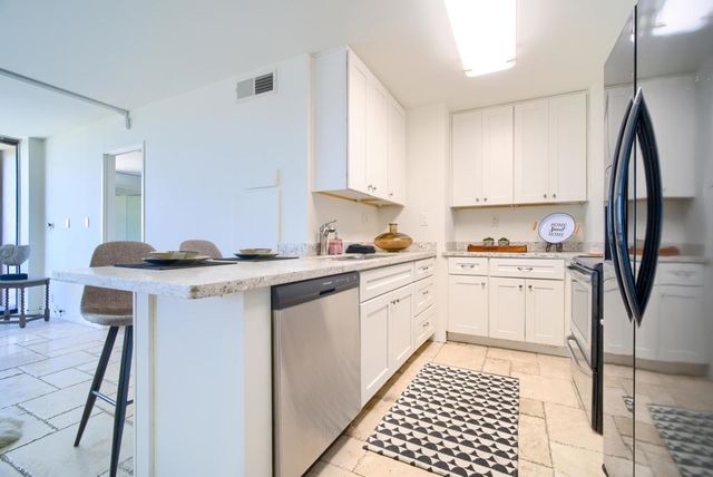 1750 E Ocean Boulevard 903, Long Beach, CA 90802