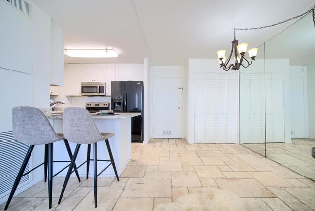 1750 E Ocean Boulevard 903, Long Beach, CA 90802