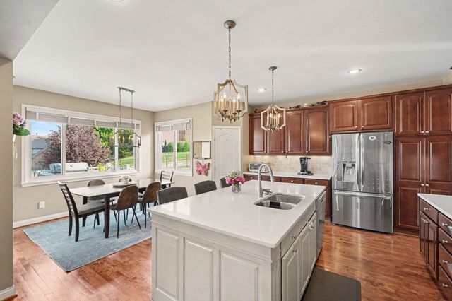 417 Glengarry Way, Fort Wright, KY 41011
