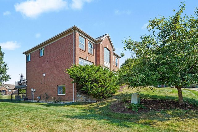 417 Glengarry Way, Fort Wright, KY 41011