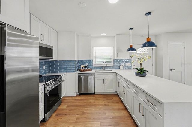 6511 SAWYER COURT, Tampa, FL 33634