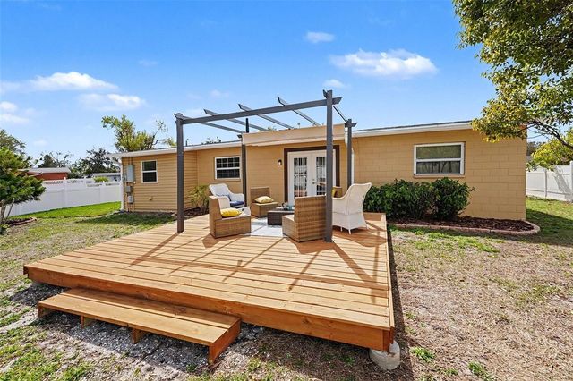 6511 SAWYER COURT, Tampa, FL 33634