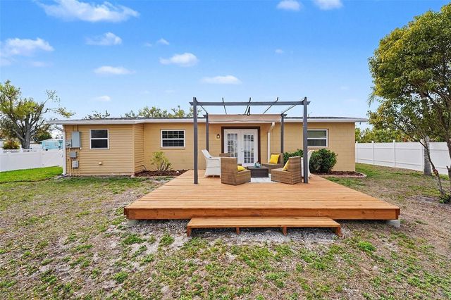 6511 SAWYER COURT, Tampa, FL 33634