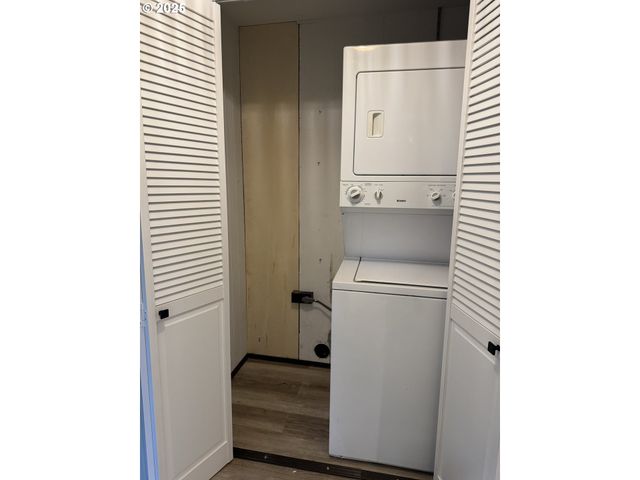 2386 N MENZIES Ct, Portland, OR 97217