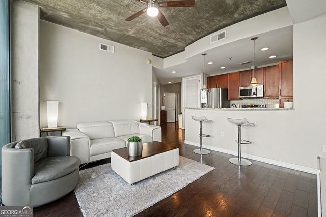 855 Peachtree Street NE 3206, Atlanta, GA 30308