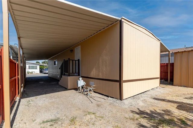 2250 W Mill 19, Colton, CA 92324