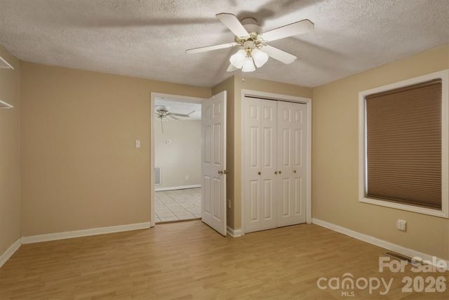 2566 Andrews Circle, Lenoir, NC 28645