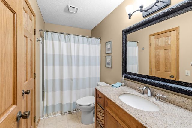 4911 106th Avenue NE, Circle Pines, MN 55014