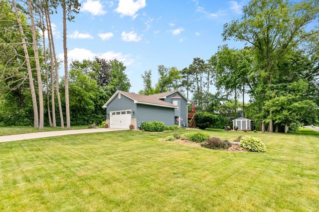 4911 106th Avenue NE, Circle Pines, MN 55014