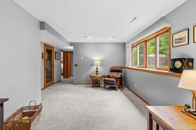 4911 106th Avenue NE, Circle Pines, MN 55014